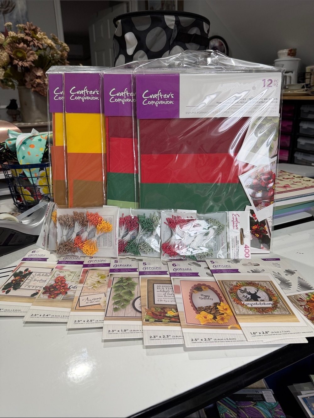 Crafters Companion Holiday/Autumn Hues Flower Forming Foam, Dies and Stamens
